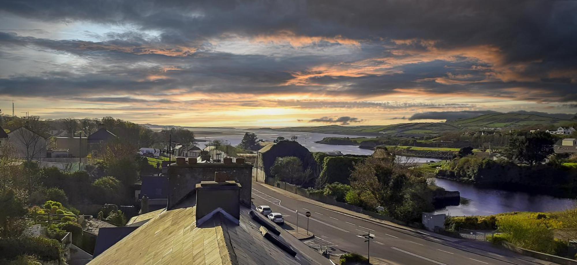 Wild Atlantic Way - Retreat - Sleeps 12 Villa Ballyshannon Exterior foto